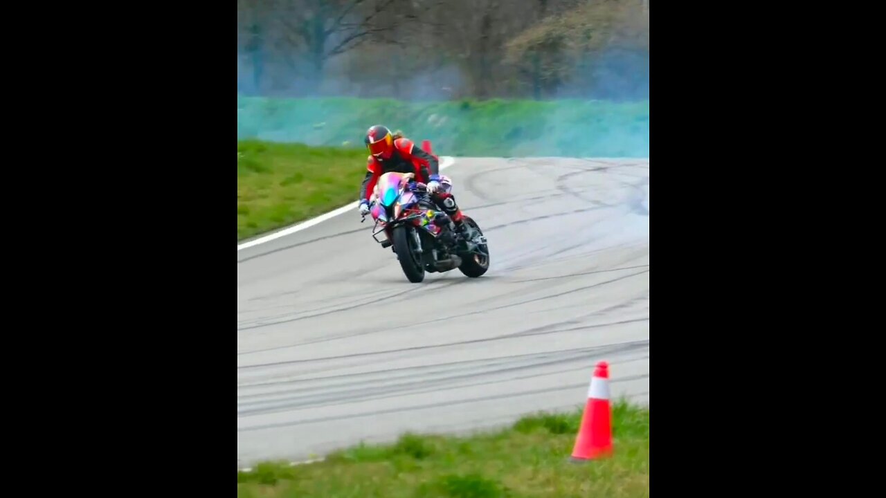 Maybe your favorite Raceer || crazy racing don't miss end