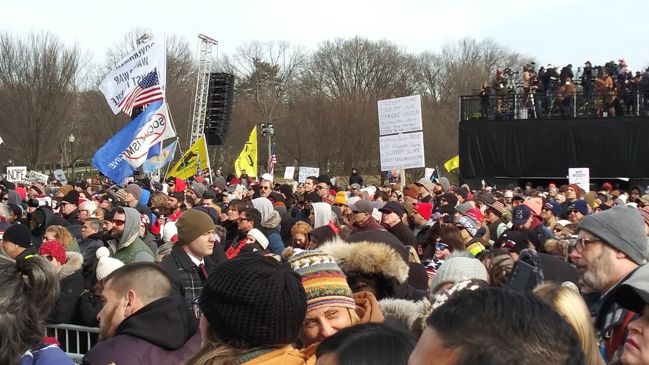 Welcome to the Revolution as Hi-Rez & Jimmy Levy blow the lid off the Lincoln Memorial