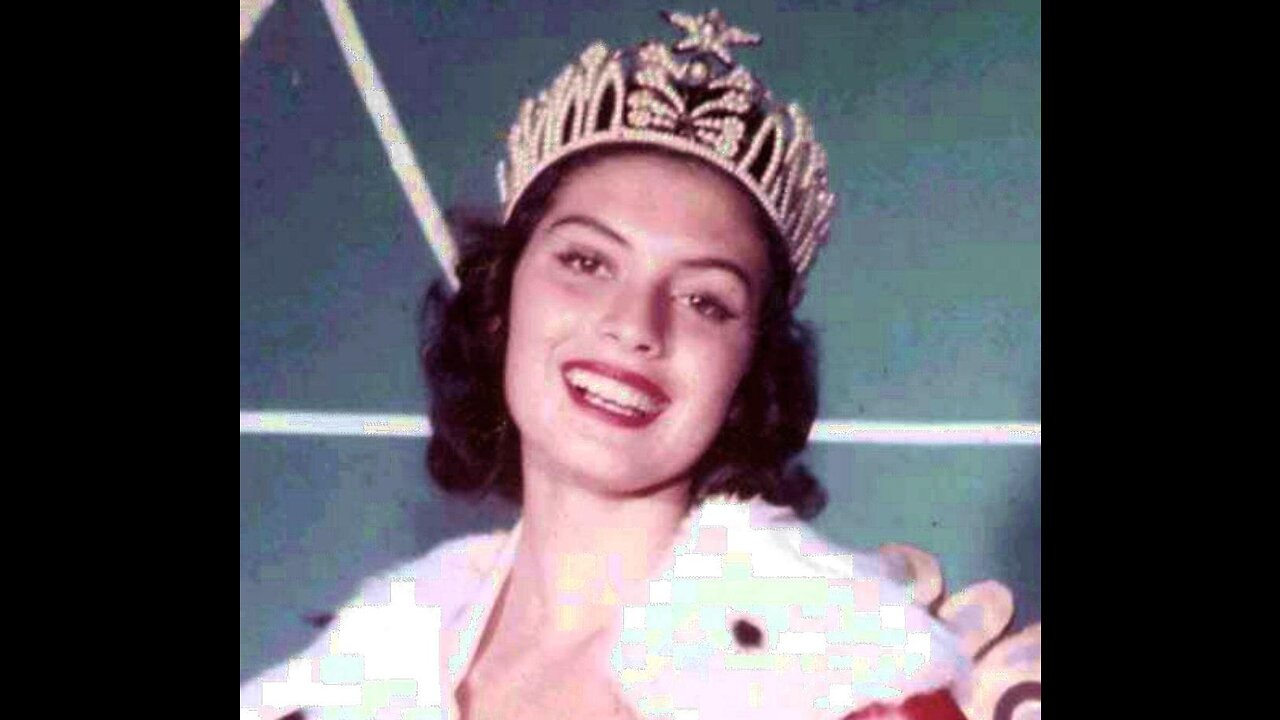 Miss Universe 1957 - Colour