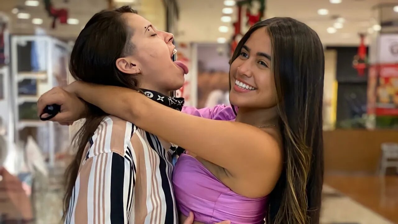 RAISSA E LARISSA APRONTANDO TODAS JUNTAS🤣🤣🤣🤣