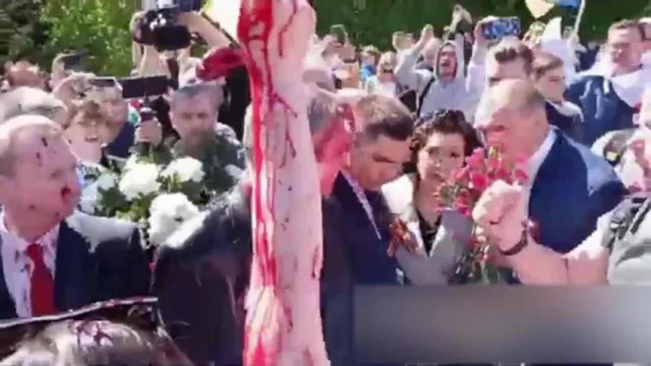 Russian ambassador to Poland, his wife attacked while laying flowers