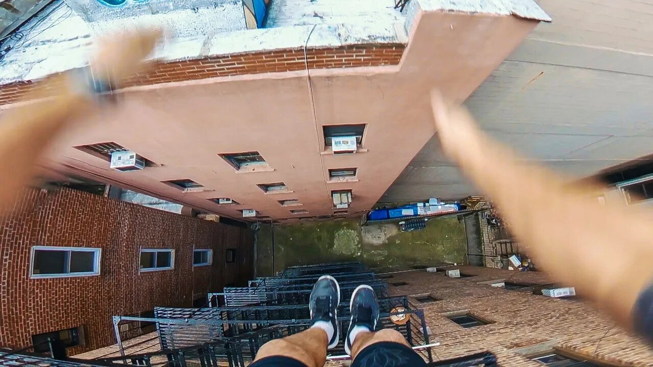 New York Rooftop Parkour POV