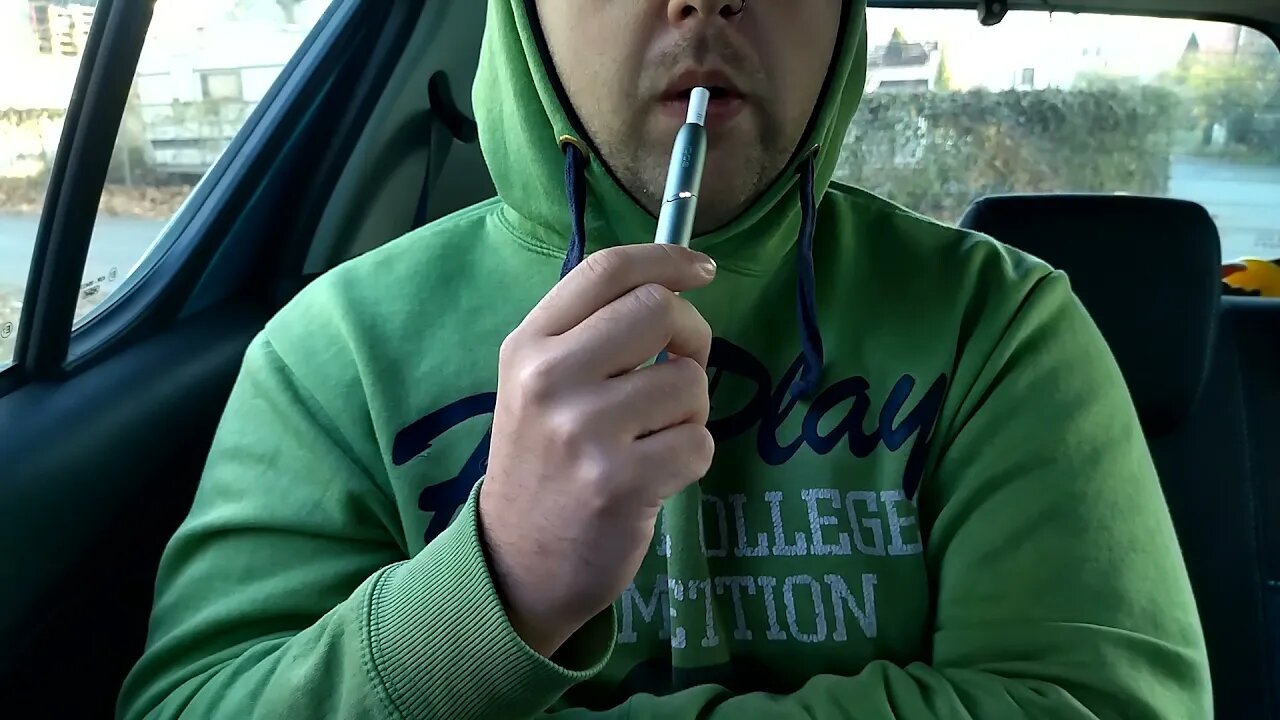 I smoke in the car (IQOS)