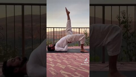 Learn the bridge pose with me
