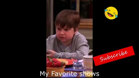 Two and a Half Men- Uncle Charlie and his Little head #shorts #sitcom #twoandahalfmen #ytshorts