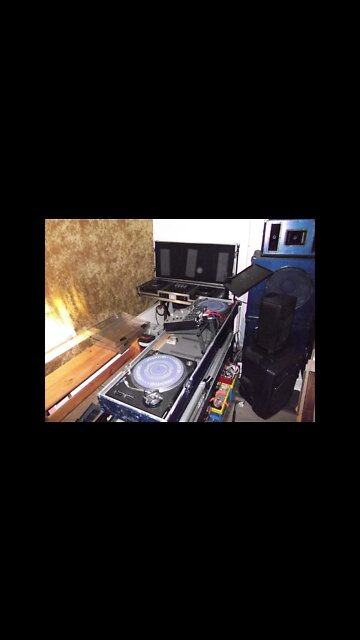 STUDIO MONKEY HUM ELIMINATOR @ MONKEYMIND STUDIO September 2022