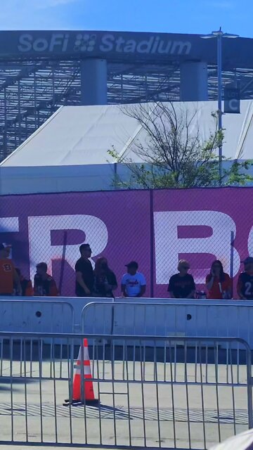 Scientologists Disrupt