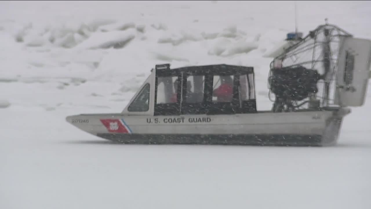 Coast Guard, good Samaritan rush to rescue 18 stuck on Lake Erie ice