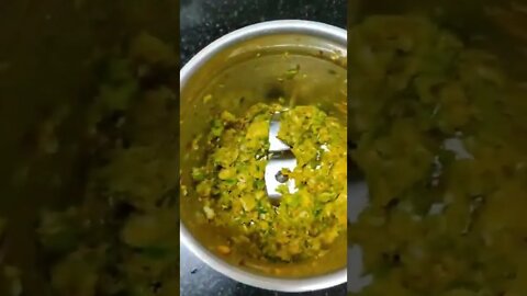 Methi Thalipith #breakfast #breakfastrecipes #paratha #ytshorts #shorts #delicious #tasty