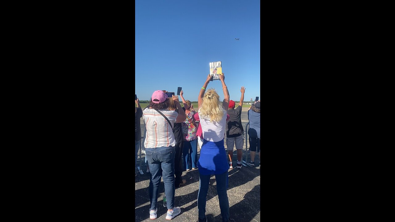 Donald Trump flyover in Waco, Texas