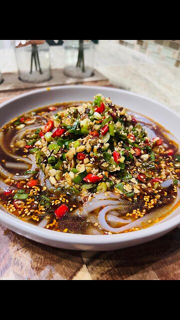 Szechuan Mung Bean Jelly Noodles 凉粉