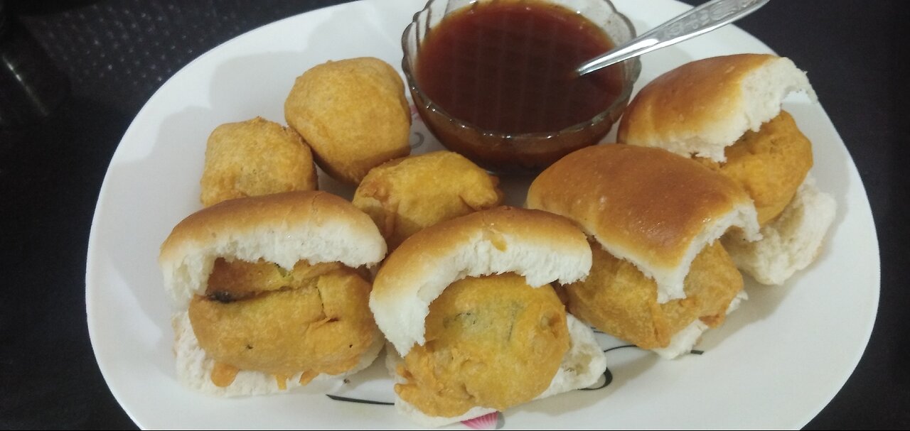 Mumbai Vada pav