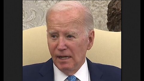 Reading a cue card is no help - Fake Biden - airdrops "into Ukraine" but he meant Gaza
