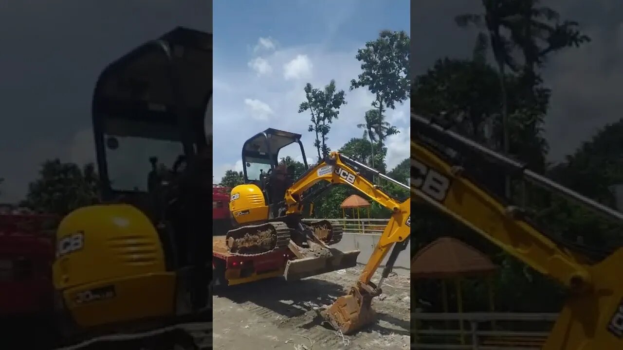 jcb loading a truck