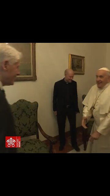 O papa encontrando Bill Clinton ( fraude climática) e o filho do George Soros ( usuário Adenochrome)