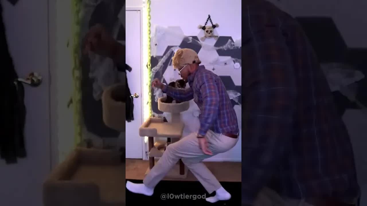 Jeffrey Dahmer Gets STURDY! 🕺 [Low Tier God Reupload]