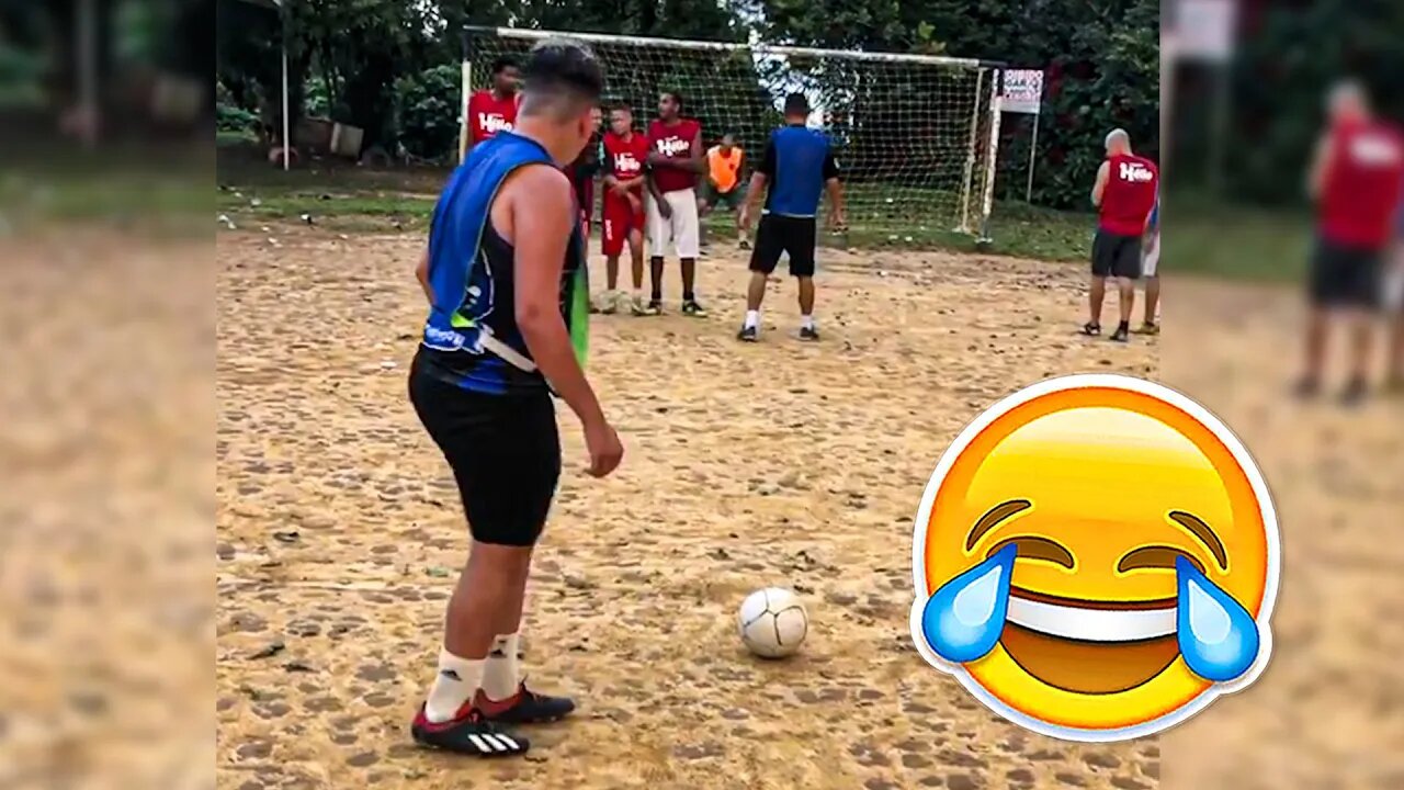 BEST SOCCER FOOTBALL VINES & TIKTOK'S 🤣 FAILS, SKILLS, GOALS