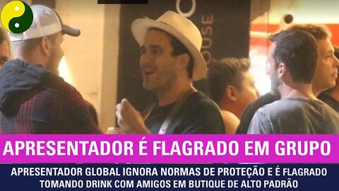 Apresentador Andre Marques ignora normas de proteção e toma drink em grupo na sua butique de luxo