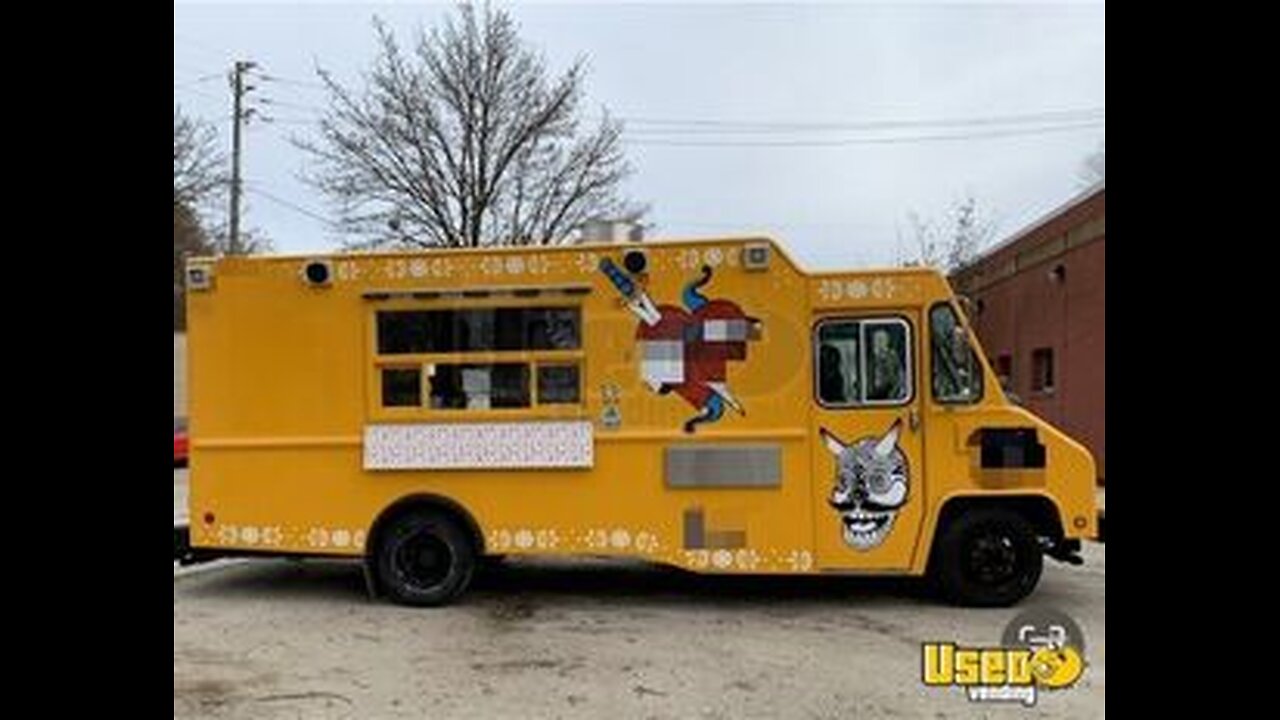 2001 24' Chevy Workhorse Food Truck with Pro-Fire System for Sale in Wisconsin!