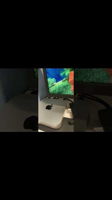 2020 M1 Mac Mini Minecraft Test