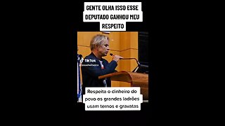 Deputado humilde e honesto não precisa de terno