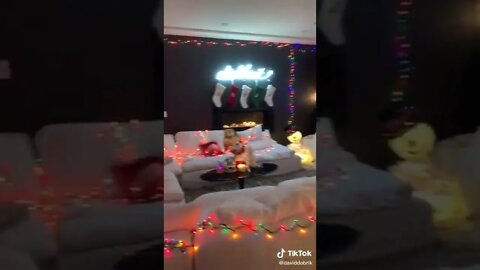 David Dobrik shows Christmas Decorations! 😱