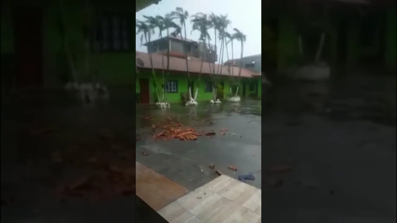 CICLONE EM Santa Catarina - Vendaval registrado em Balneário Barra do Sul!