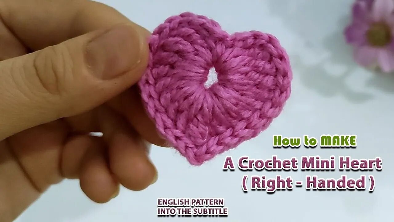 How to make a crochet Mini heart ( Right - Handed ) - crafting wheel.