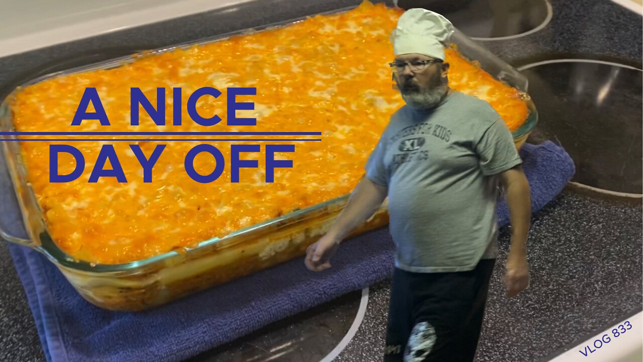 A NICE DAY OFF - July 2/23 (VLOG 833) #baking #lasagna #wildlife