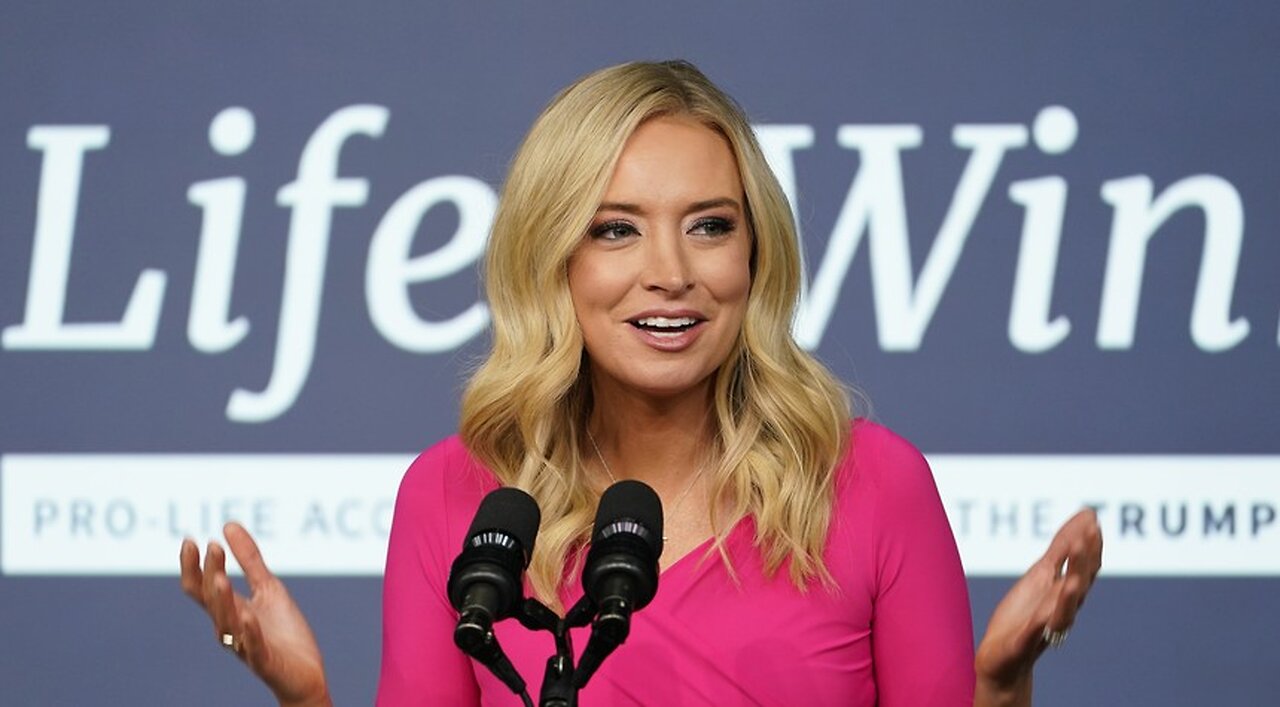 "No, No, No, No, No": Kayleigh McEnany Offers Some Advice to Her Old Boss, Donald Trump