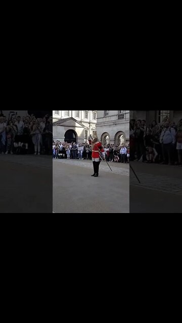 The kings guard the Reds inspection #horseguardsparade