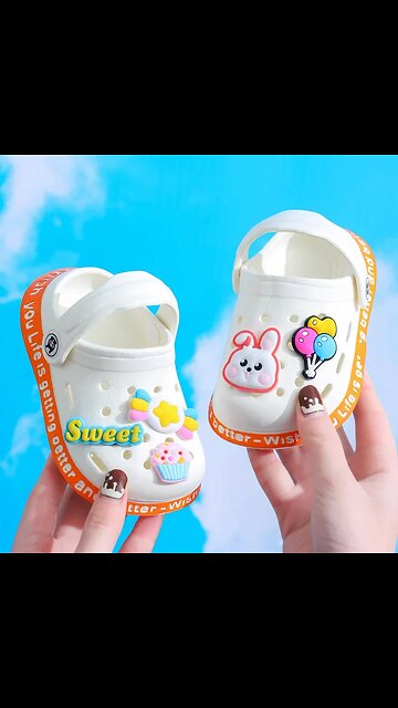 Summer Kids Sandals Hole Children's Shoes Slippers Soft Anti-Skid Cartoon DIY Design
