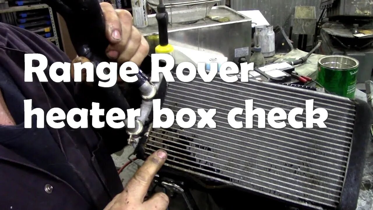 1995 Range Rover heater box check. Good thing too!