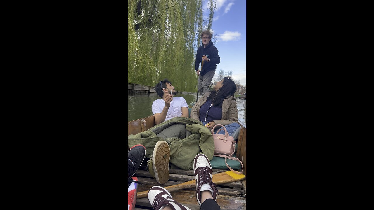 Punting in Cambridge!!