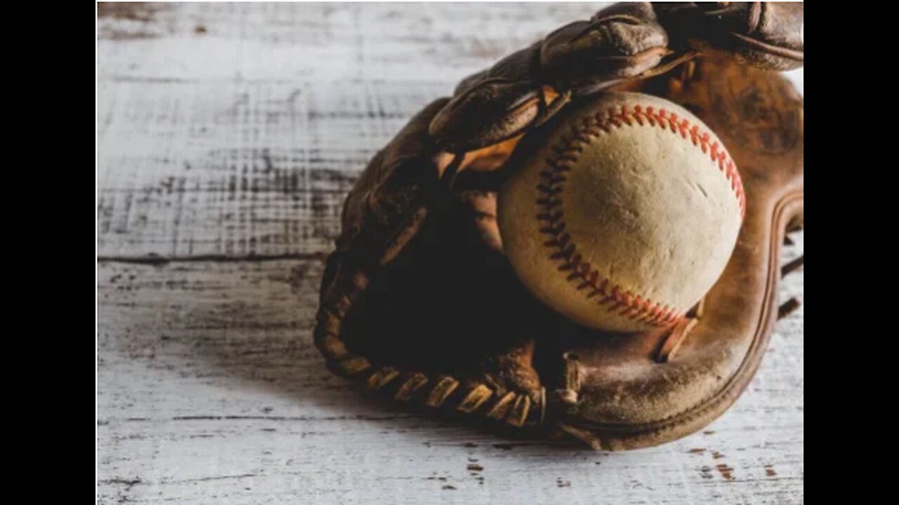 Crazy way to get rich: Selling a baseball