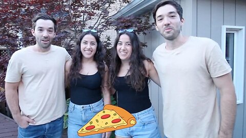 TWIN COUPLE PIZZA DELIVERY DEJAVU PRANK!