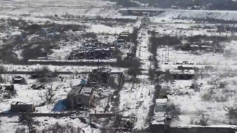 IED takes out Russian armor