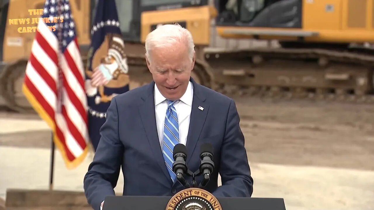Biden met by very underwhelmed crowd In Michigan.