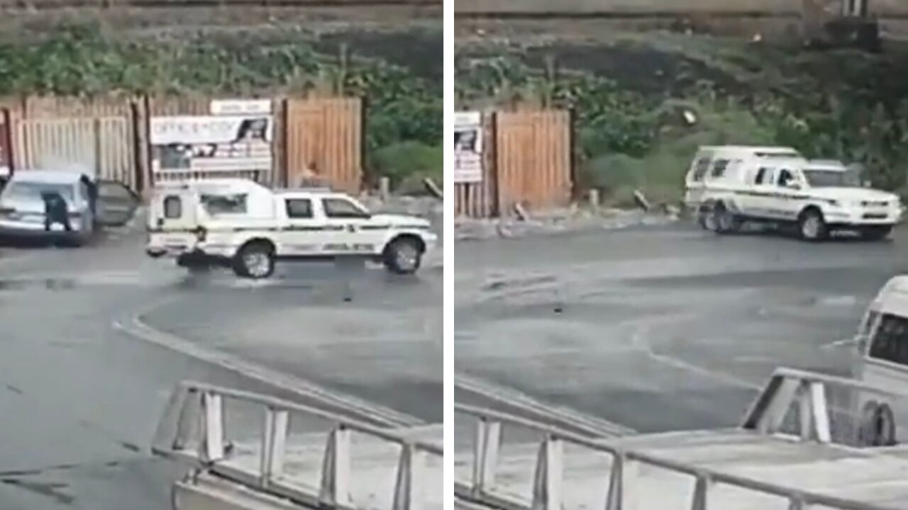 Police car drifts to stop robbers!