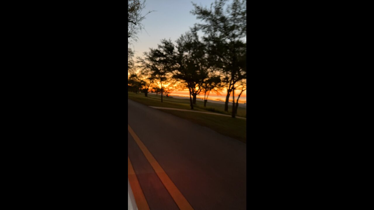 BEAUTIFUL BEACH SUNSET