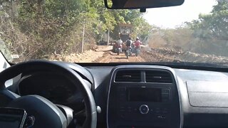 Off-road para praia da baleia