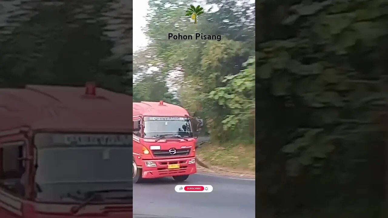 Truck Tangki Oleng Di Tanjakan