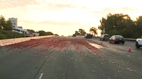 Truck Spills 150,000 Tomatoes on I-80