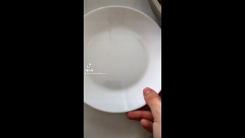 Chicken 🍗 with potatoes 🥔 enjoy ☺️ baybeeeee