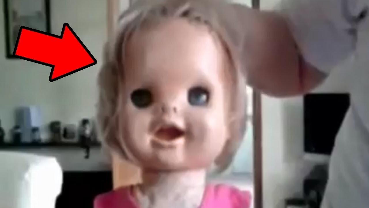 5 Creepy Dolls MOVING Haunted Dolls Caught On Tape!