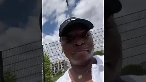 Veuve joyeuse Si une personne vous traite mal lorsque vous commencez à dire "non" de manière systéma