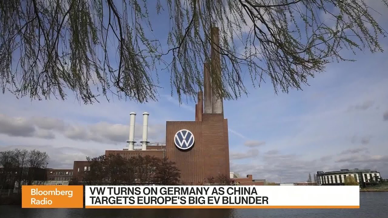 VW Weighs German Plant Closures to Cut Costs