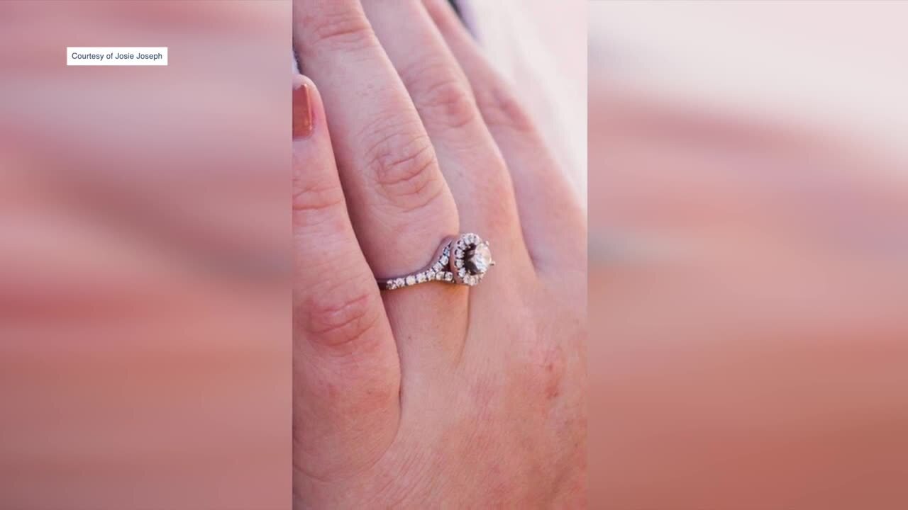 The jeweler did allow the couple to pick out another ring.