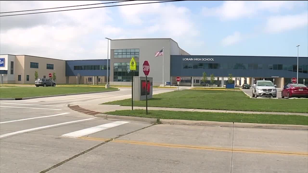 Lorain parents join fight against school state takeovers