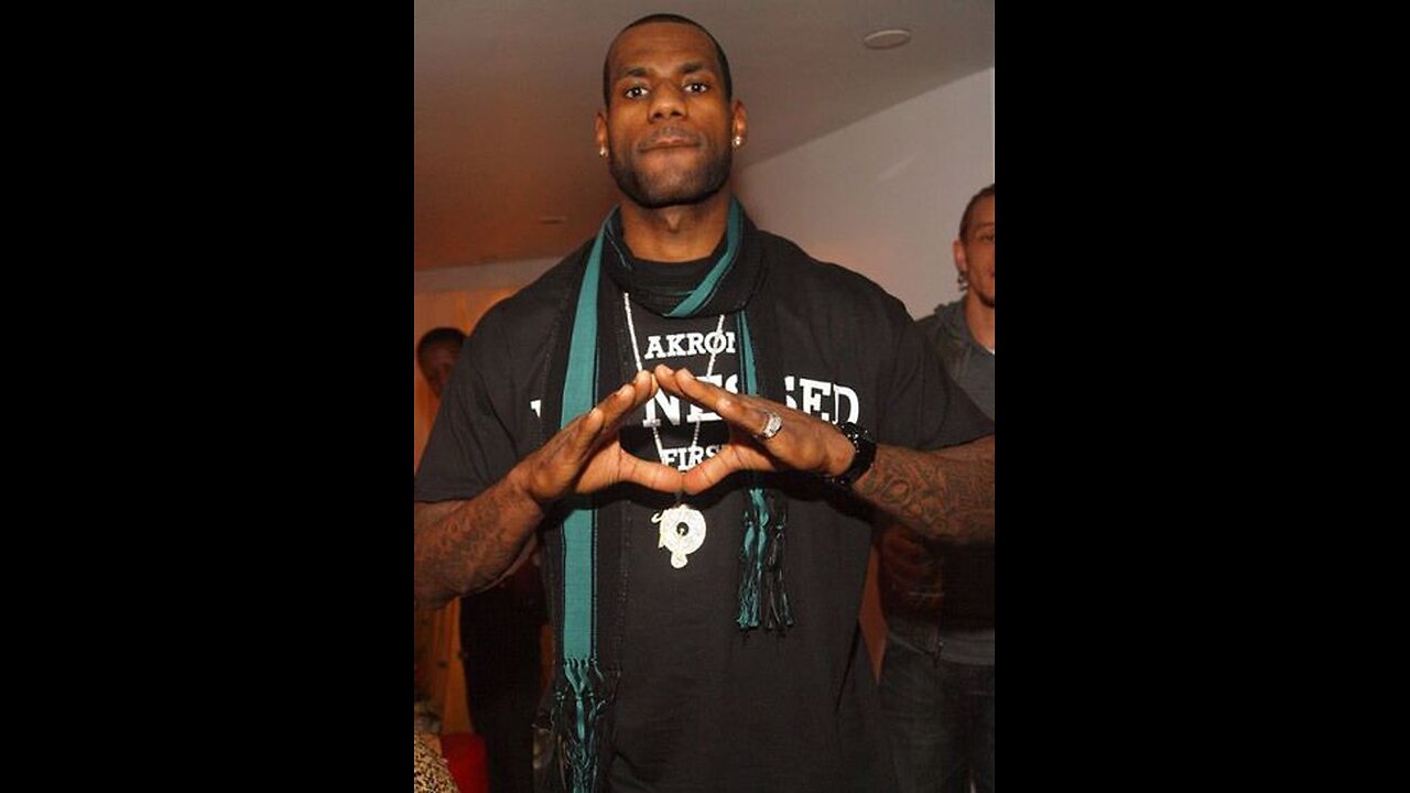 Lebron Out here FAKE Vibing to Young Dolph If I Sacrifice Myself Will Bron Go To Hell
